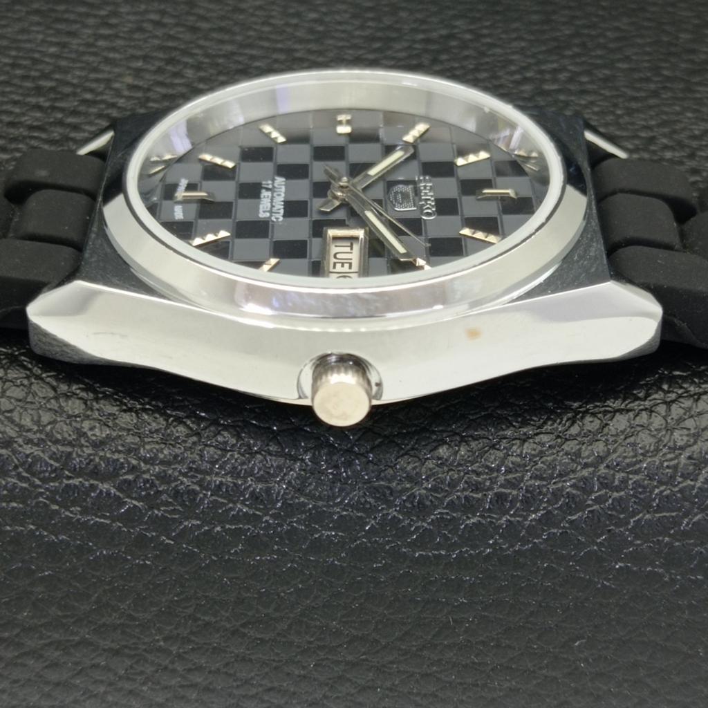 JAPAN SEIKO 5 AUTOMATIC MENS 6309A REFURBISHED BLACK COLOR DIAL WATCH A440281-4 Sk-a440281