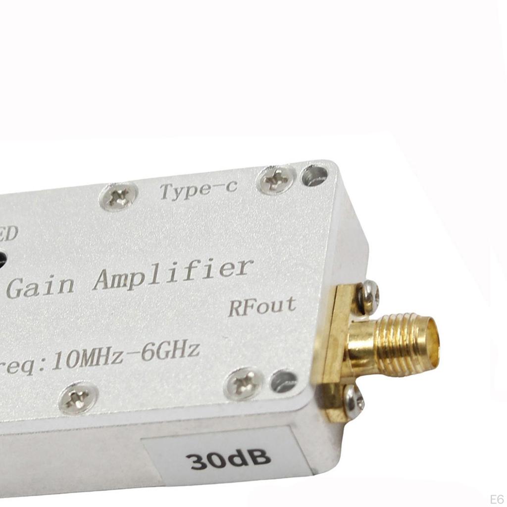 10M-6GHz RF Amplifier with Indicator Aluminum Alloy High Flatness GAIN