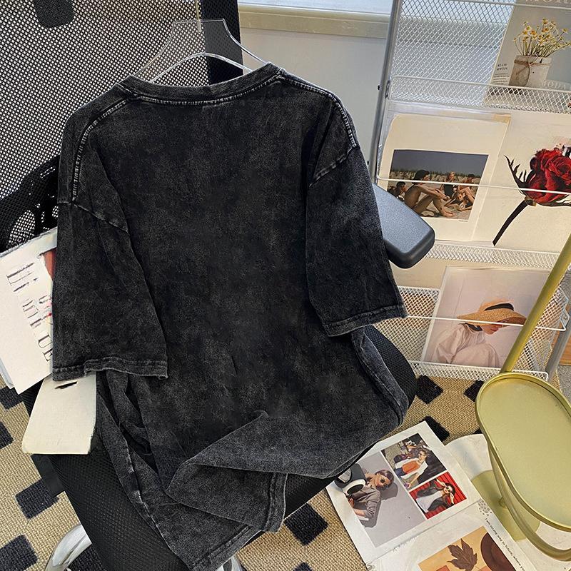 Летняя женская потертая и состаренная футболка с коротким рукавом и винтажным принтом «Бабочка»