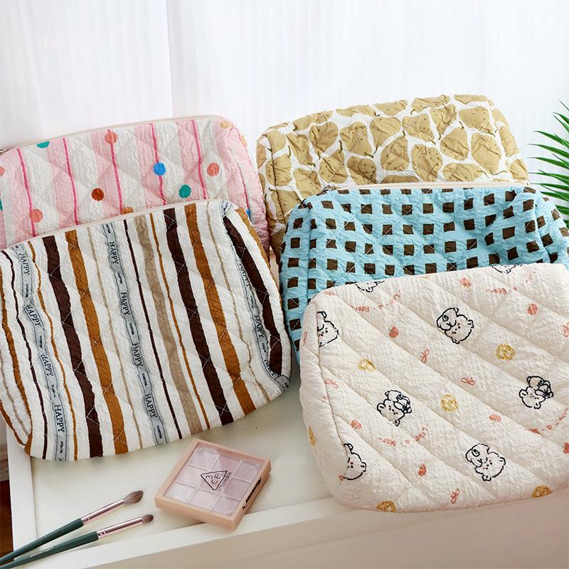 Yellow Duck Pear Large Capacity Makeup & Stationery Bag with Color Block Design