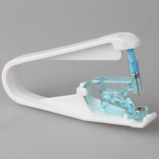 Одноразовый пистолет для пирсинга ушей, портативное устройство для быстрого пирсинга без боли для повседневной жизни