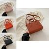Stylish Retro Large Capacity Woven Shoulder Bag For Women With Zipper Closure