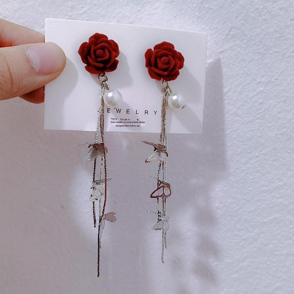 Длинные серьги-кисточки с красными цветами и бабочками — легкий роскошный стиль для женщин, идеально подходит для осени и зимы.