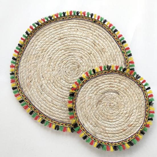 Corn Husk Placemat Heat Resistant Woven Table Mat Non-Slip and Colorful Tassels