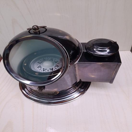 Antique Binnacle Compass with Oil Lamp Ship Nautical Helmet Home Office Decor and Gift