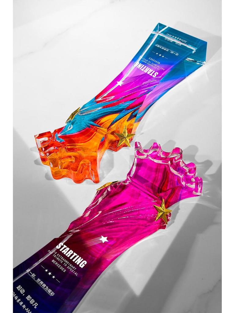 Хрустальный трофей «Пятиконечная звезда»: Полноцветная печать для выдающегося признания команды и сотрудников на ежегодных собраниях