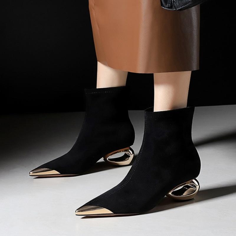 Женские модные сапоги с металлическим острым носком на грубом каблуке, черные винтажные замшевые эластичные ботильоны 2025 года, зимние женские короткие сапоги для отдыха на открытом воздухе