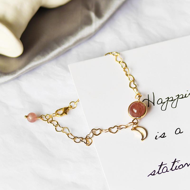 Heart Stylish Alloy Bracelet For Women Modern Highend Fashion Hand Ornament