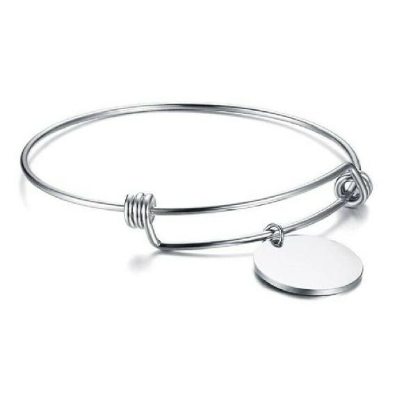 Индивидуальный браслет с 1-6 именами, круглый кулон из нержавеющей стали, индивидуальный регулируемый браслет для женщин, семейные украшения на годовщину