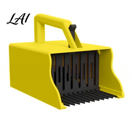 Handheld Berry Rake Picker with Comb Ergonomic Handle Blueberries Raspberries Fruit Picking Device Harvest Tool Scoop Tool for Orchard Farm