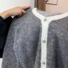 Женский кардиган в стиле колор-блок из чистой шерсти: Мягкий, Теплый, Свободный крой, Круглый вырез