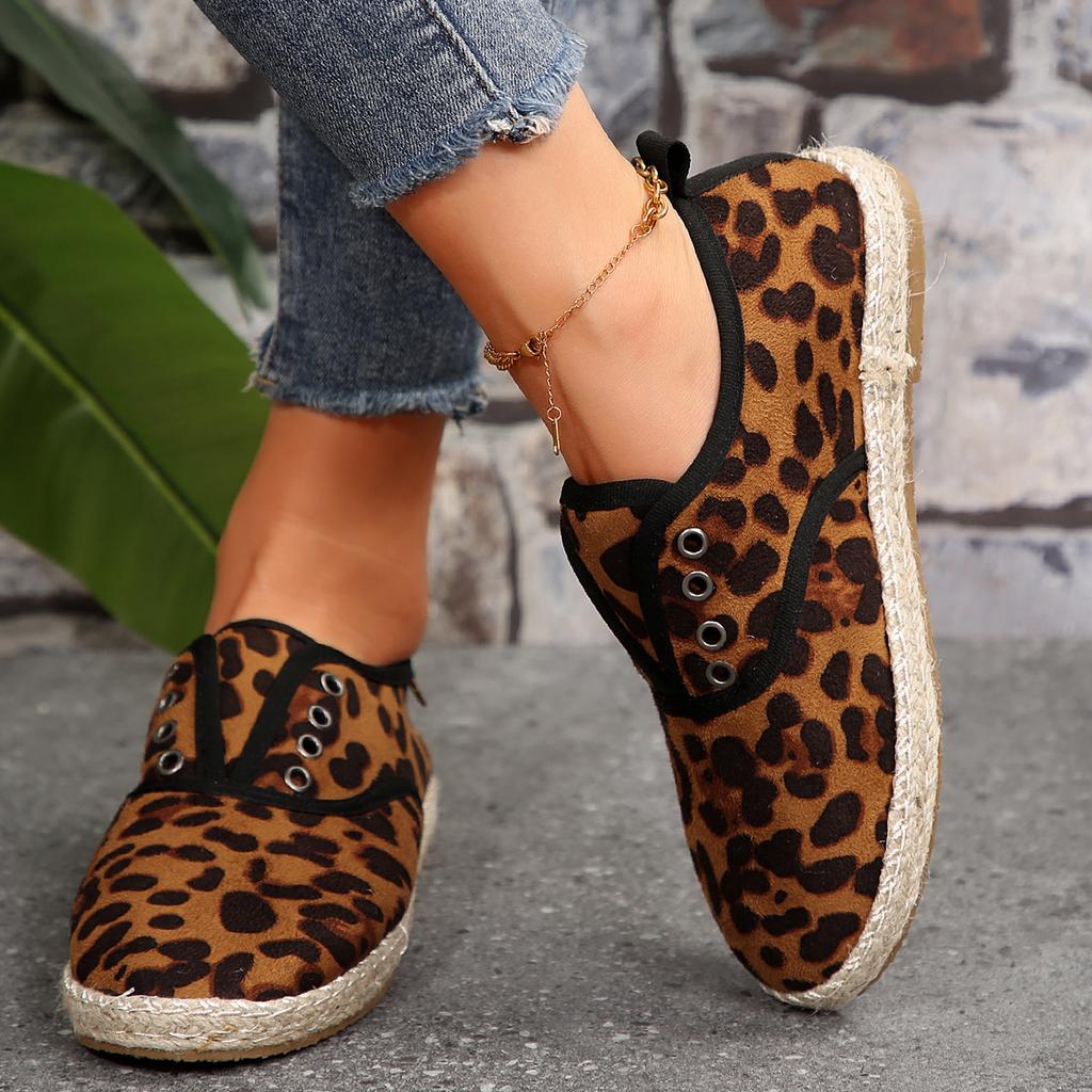 2024 New Ladies Shoes Slip-on Women's Vulcanize Shoes Fashion Leopard Print High Quality Round Head Light Outdoor Casual Shoes