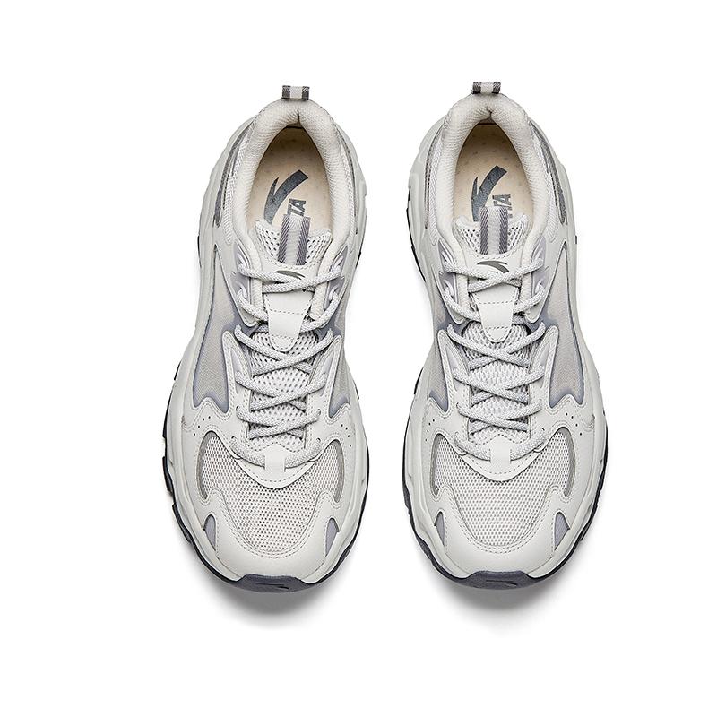 Anta Lifestyle Series Meteor 2 Vent Retro Comfortable Non-Slip Wear-Resistant Low-Top Dad Shoes Men Sneaker Gray 112528858-1