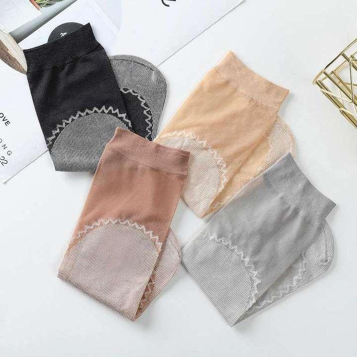 Ultrathin Transparent Socks for Summer Cotton Silk Thin Socks Lady Lace Mesh Elastic Socks Patchwork Crystal Ankle Socks Female Short Socks