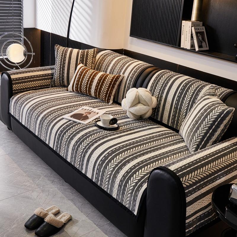 French Light Luxury High-End Chenille High-Count And High-Density Sofa Cushion, All-Season Non-Slip Seat Cushion Cover Cover Cloth Towel