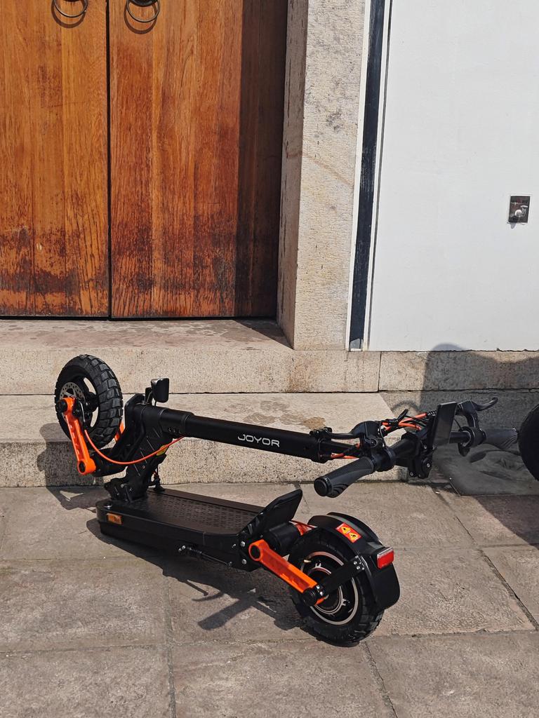 JOYOR S5 (ABE) Electric Scooter 500W Motor, 48V 13AH Battery, 10 Inch Air Tire, 20KM/H Speed, 45KM Range E-Scooter