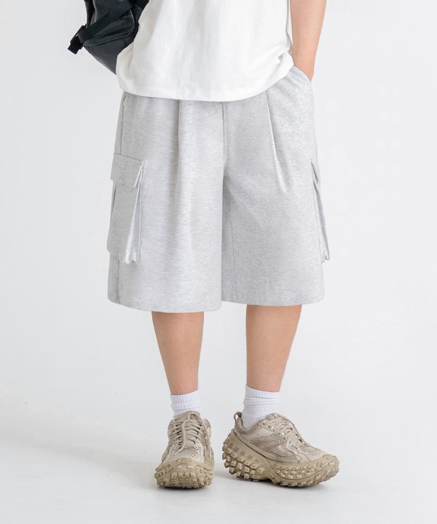 LEMAIN SECOND Bermuda Wide One-Pleat Cargo Sweat Shorts [White Melange]
