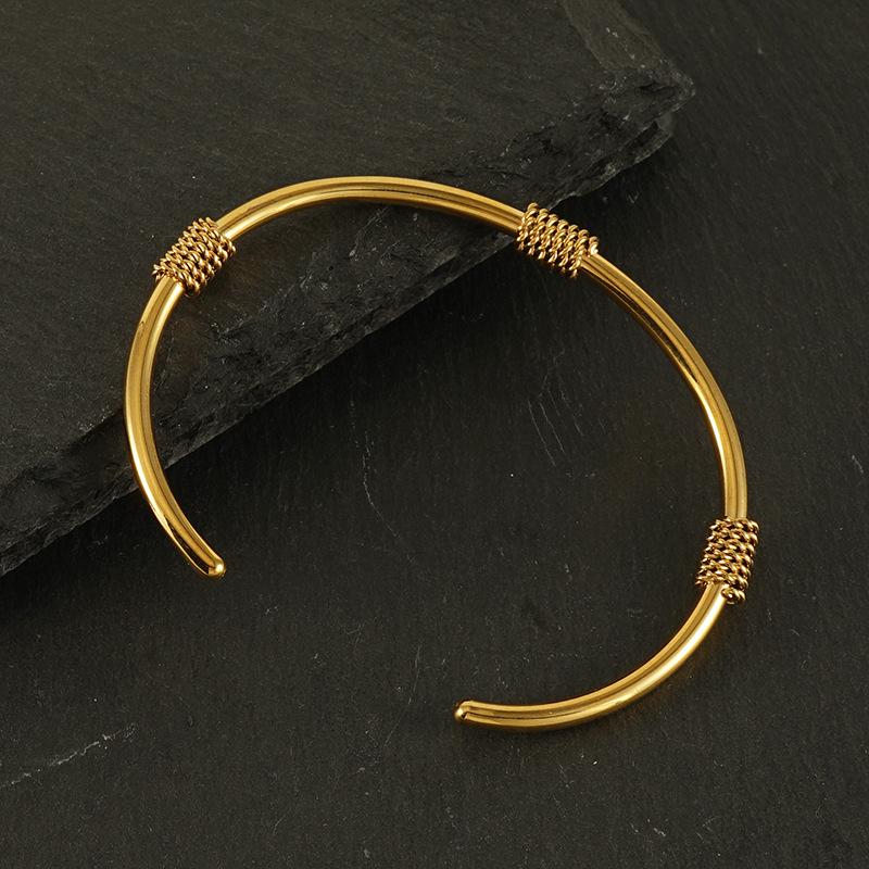 New European and American style, classic Middle Eastern design, stainless steel bracelet, French retro style, popular titanium steel model