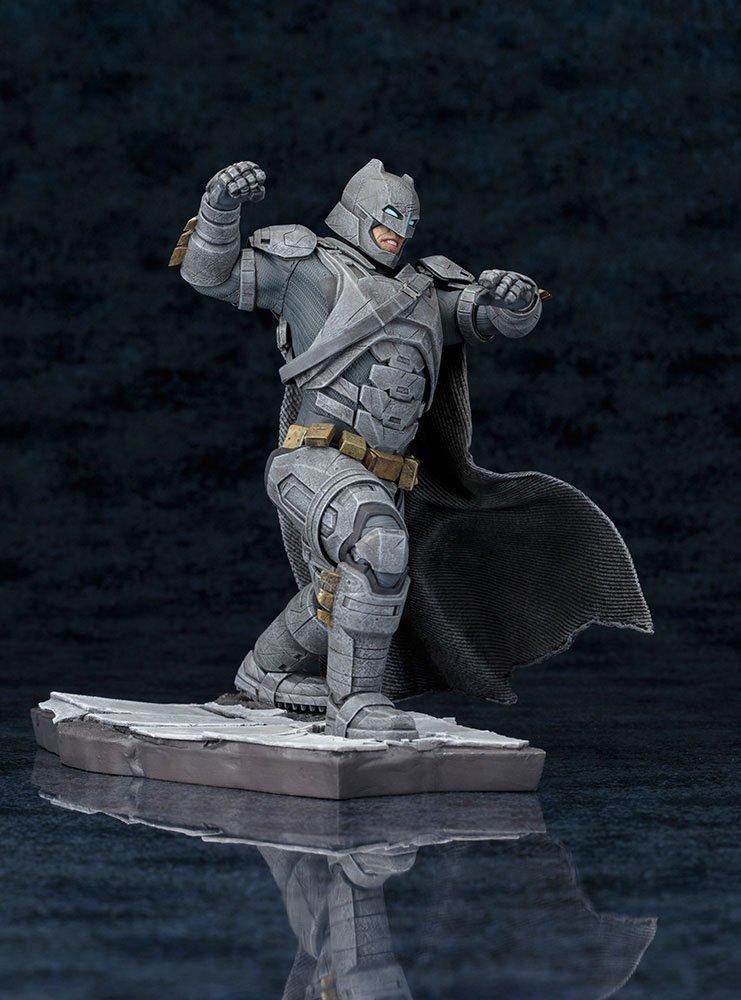 Kotobukiya Batman Vs Superman DAWN OF JUSTICE Scale PVC Painted Finished Figure ARTFX+ 1/10