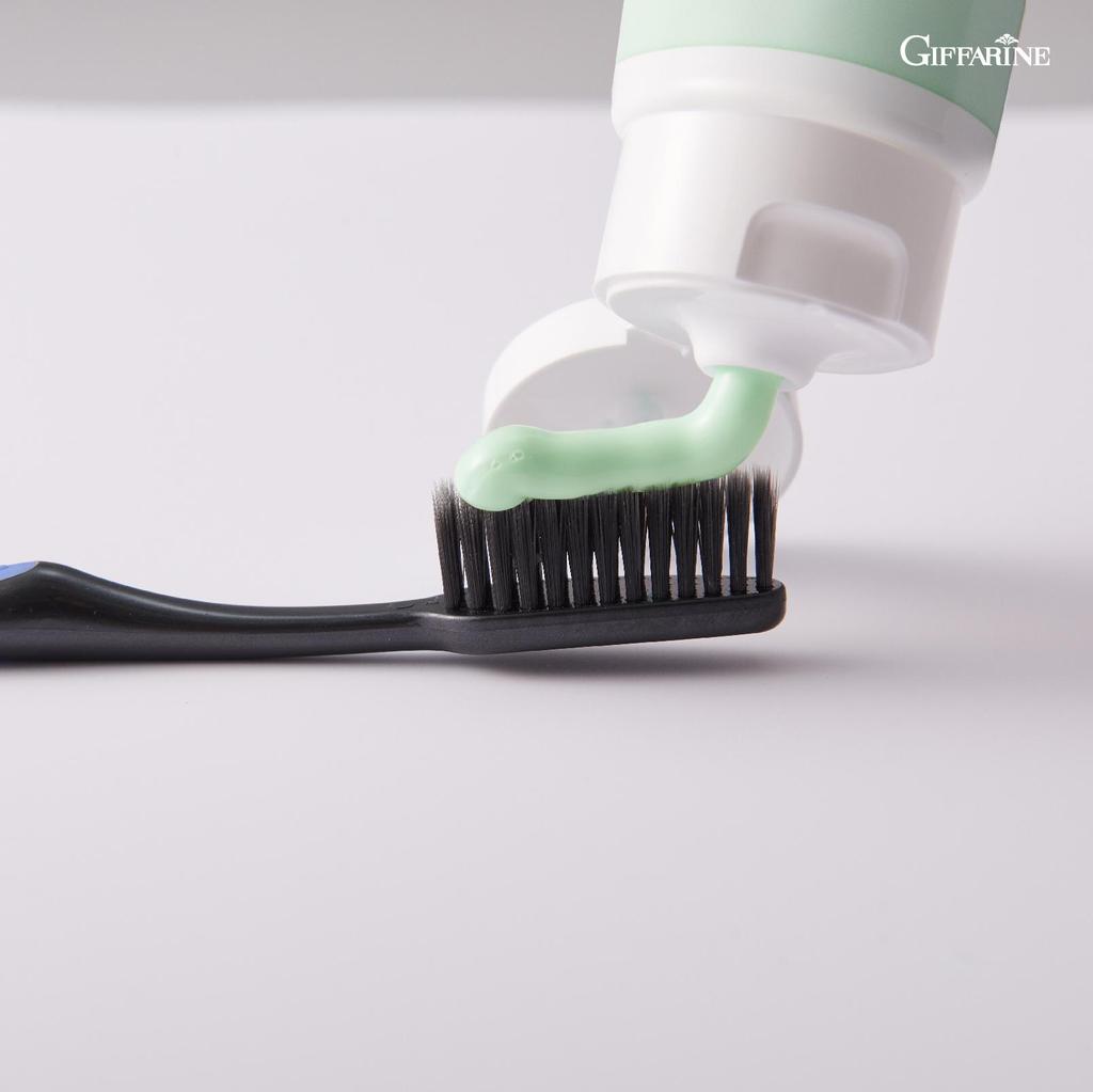 Giffarine Bio Herbal Premium Whitening Toothpaste 160 G. 11619 Thai