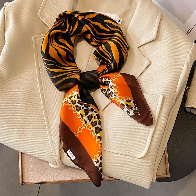 Autumn Winter Small Square Scarves Women's Leopard Print Warm Scarf