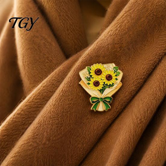 Rose Sunflower Lavender Badge Bouquet Brooch Pin for Women, Enamel Romantic Flower Jewelry, Durable Decorative Metal Lapel Zinc Alloy Floral