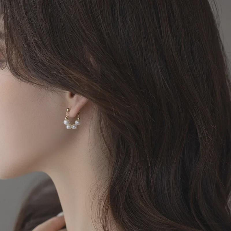 Высококачественные ретро-серьги с жемчугом: Модный натуральный дизайн на осень и зиму 2022 года