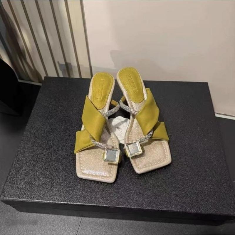 Женская обувь Туфли на толстом каблуке с водяным бриллиантом Верхняя одежда Сандалии Полукаблуки Шлепанцы