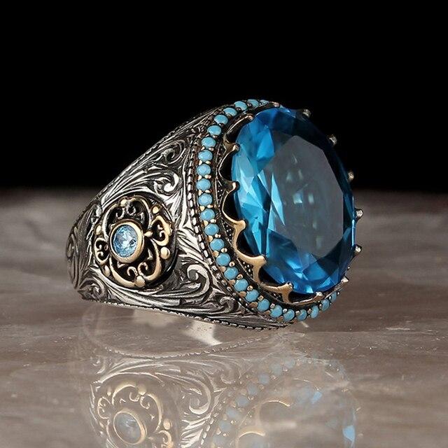 Classic Gold Color Metal Men's Ring with Inlaid Black Stone, Punk Style, Suitable for Engagement, Wedding, Luxury Jewelry