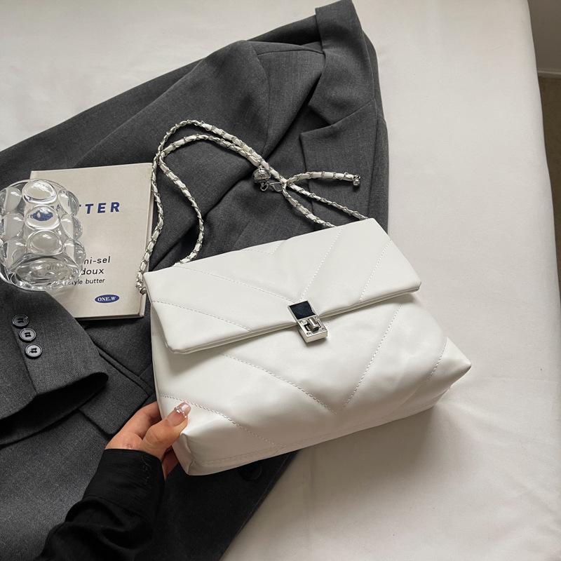 Сумка-цепочка из вышивальной нити женская 2025 новый нишевый дизайн большая вместимость одно плечо косая сумка литературная и элегантная маленькая квадратная сумка