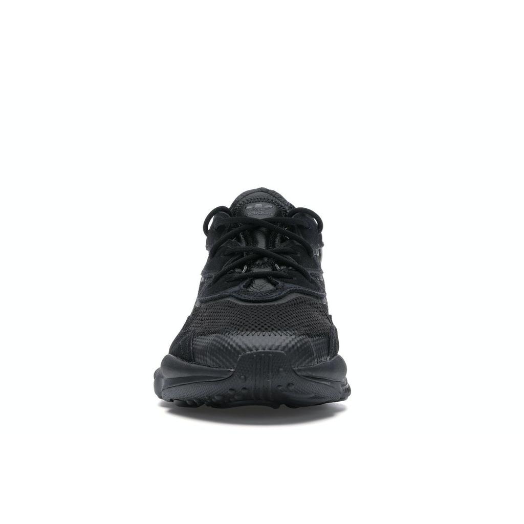 Adidas Ozweego Black Carbon Unisex Sneakers Core-Black EE6999