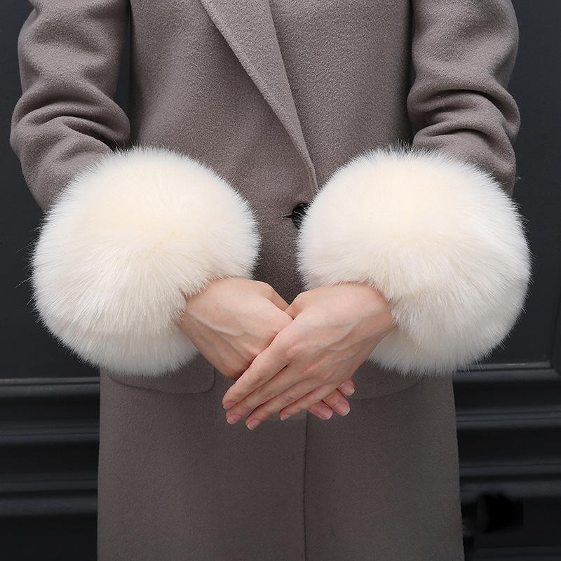 1Pair Sleeve Cover Thickened Insulation Hand Ring Faux Fur Sleeve Rabbit Like Sleeve Cover