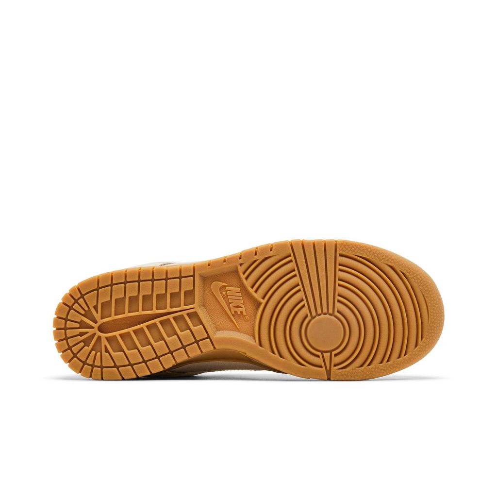 Nike Womens Dunk Low SE 'Hangul Day' (women's sizes) Light Orewood Brown / Sail / Gum Light Brown Skateboard Shoes FQ8147 104