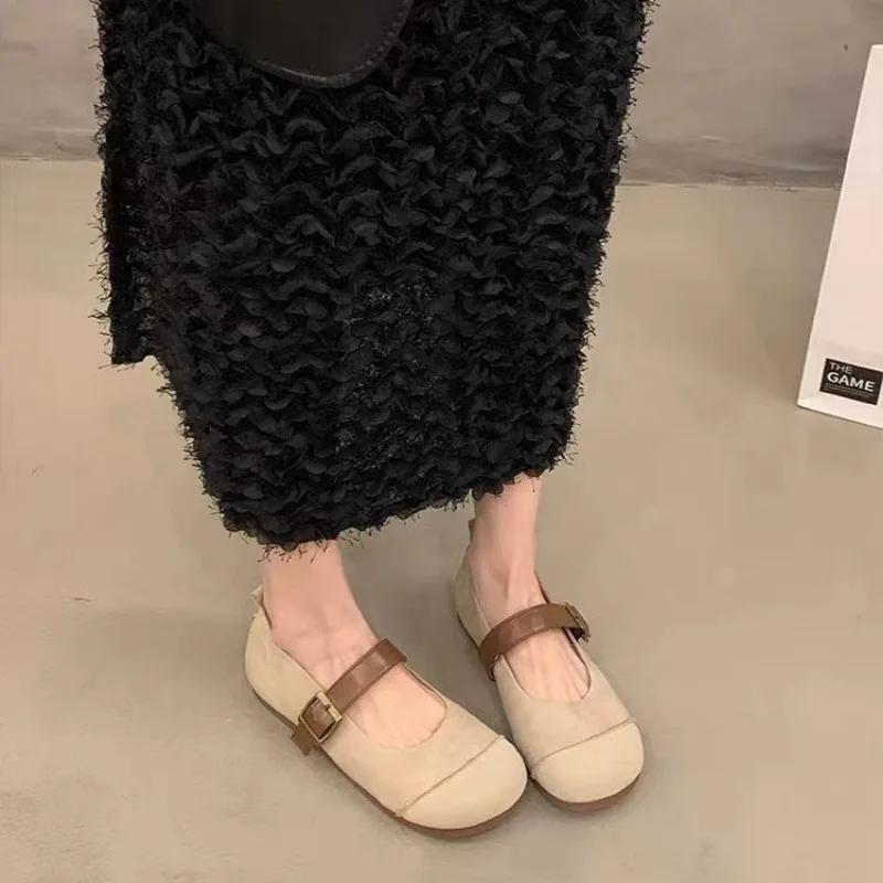 Модные туфли Мэри Джейн с круглым носком, женские повседневные туфли на мягкой подошве, женские туфли-лодочки в стиле ретро, весенне-осенние туфли с пряжкой на ремне