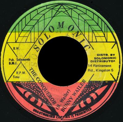 7-дюймовая пластинка BUNNY WAILER - The Conqueror none Solomonic 1981 Ямайка Регги, Ска и Даб Б/У