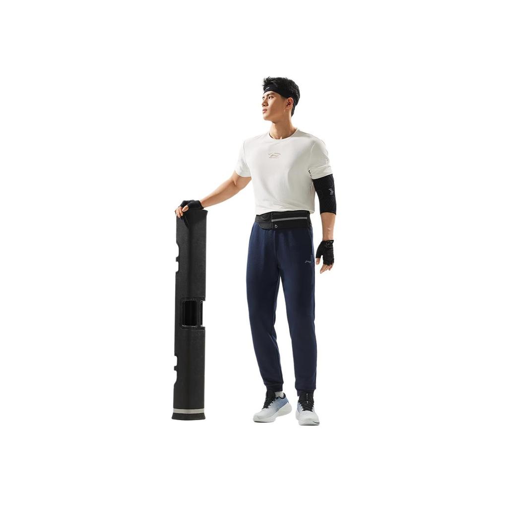 Li-Ning Однотонный логотип с эластичной резинкой на талии, прямые быстросохнущие трикотажные спортивные брюки, мужские штаны, темно-синие AYKT205-5