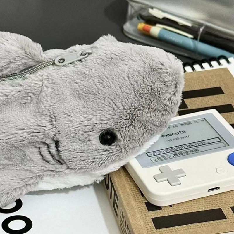 Милый плюшевый пенал в виде акулы, студенческие канцелярские принадлежности, школьные принадлежности, кавайная кукла, сумка для хранения в школе, сумка для ручек, канцелярские принадлежности