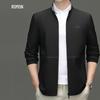 Мужская куртка в стиле business casual со стойкой
