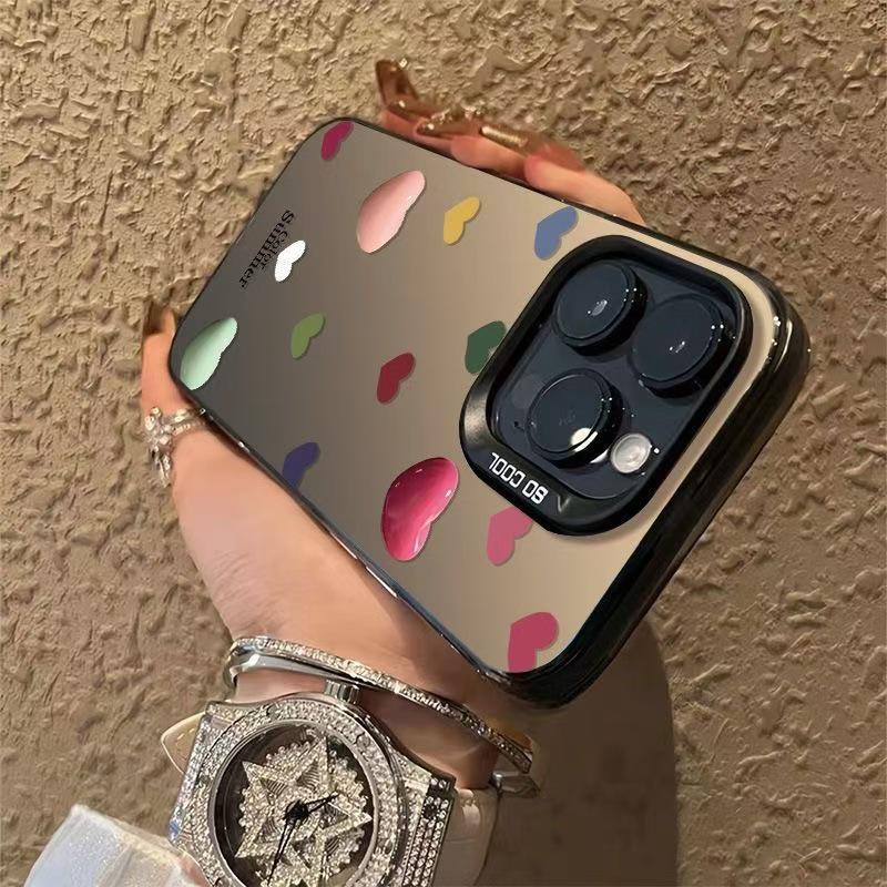 Яркий чехол для телефона с дизайном в виде сердца для iPhone 16Pro/17Pro/15/14 - Милый и веселый