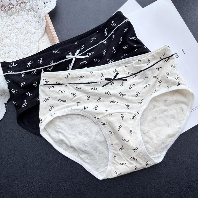 Ladies Spring and Autumn Cartoon Printed Bear Cotton Underwear