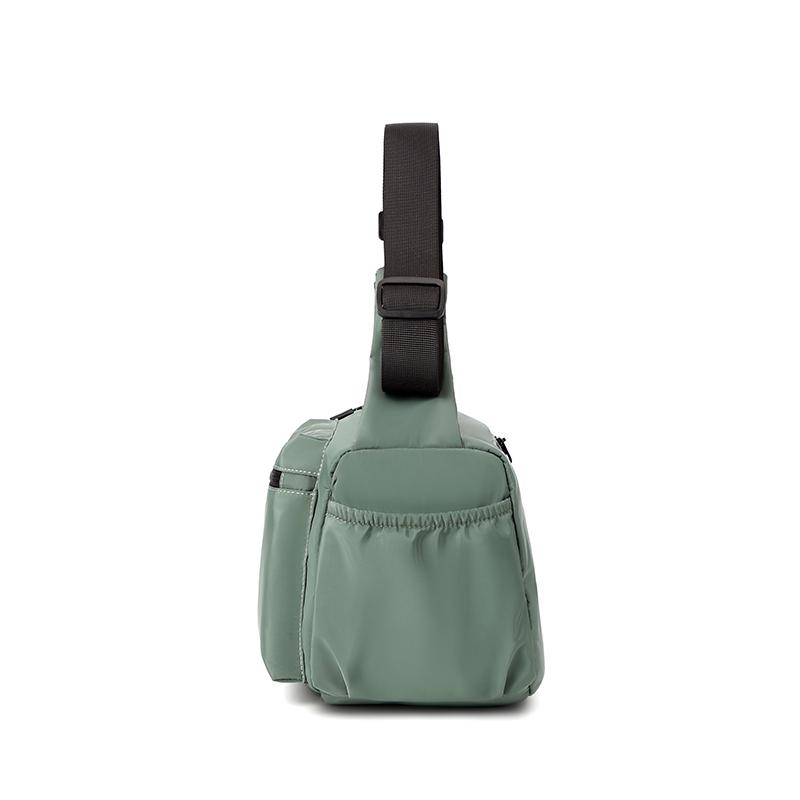 Women's Large Capacity Shoulder Bag Men's Sports Crossbody Bag Light Solid Color Mountaineering Dumpling Bag