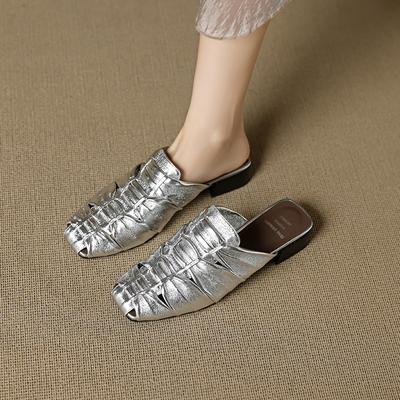 Мода 2025 новые летние женские мюли из натуральной кожи женская обувь с закрытым носком обувь с квадратным носком на среднем каблуке сандалии плиссированные современные шлепанцы