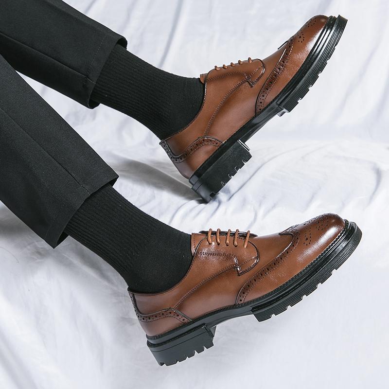 Кожаные туфли жениха Модный британский стиль дизайна Тренд для отдыха на открытом воздухе Вечеринка Офисное качество для взрослых Лидер продаж Черные туфли