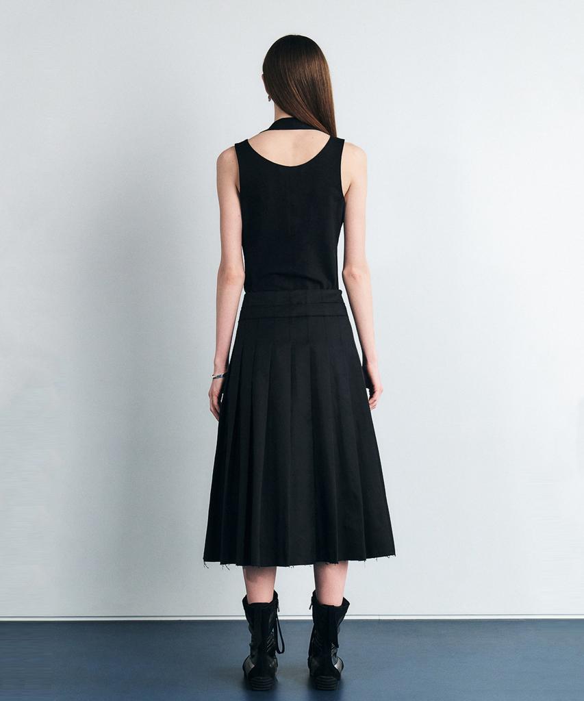 Sillot Low-Cut Cotton Nylon Pleated Long Skirt (Black)