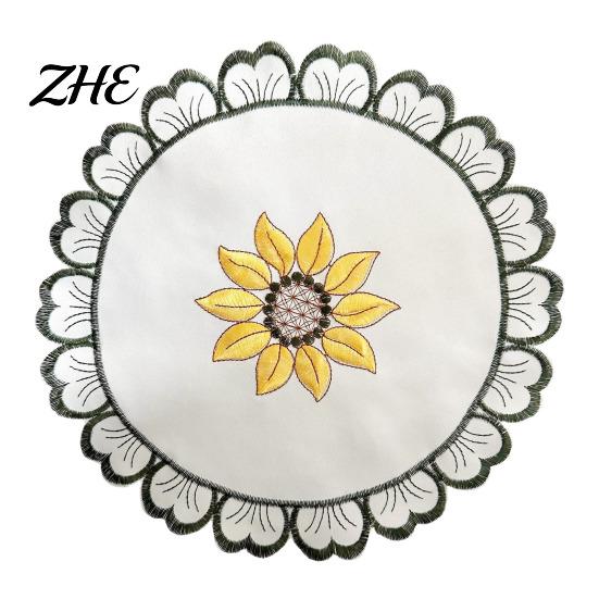 Floral Fabric Dining Mats Flower Shaped Placemat with Embroidered Sunflower Pattern, Pastoral Style for Table, Embroidery Pads Retro Heat Resistant