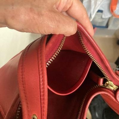 Сумка-ведро на плечо Coach Красная 9953 Винтажная кожа Легкие следы использования