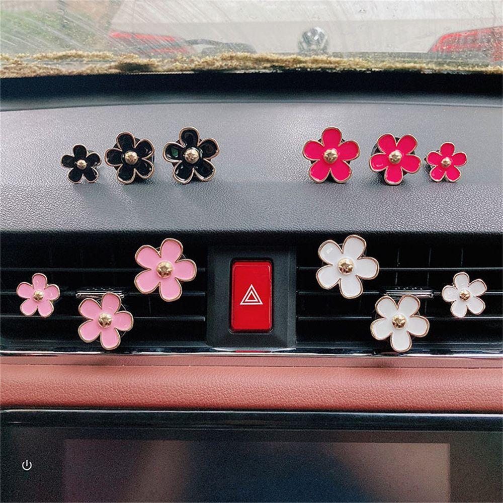 Daisy Flower Air Freshener Air Vent Clip Outlet Vent Clip Aromatherapy Clip Car Perfume Clip