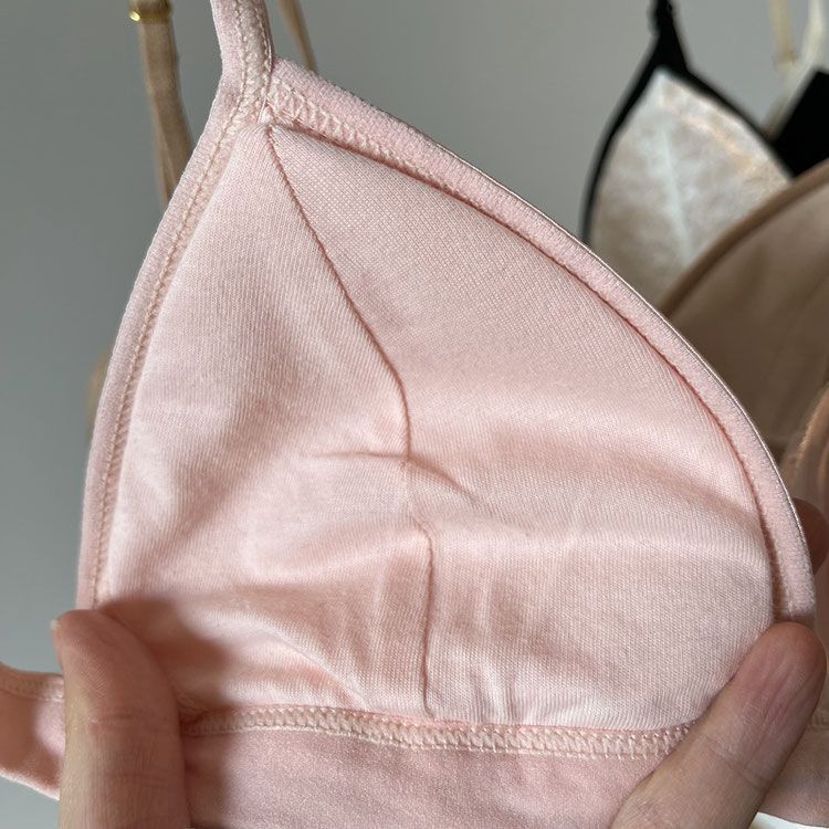 Треугольные трусики для женщин Беспроводной ультратонкий бюстгальтер с треугольной чашкой