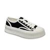 Платформенные повседневные парусиновые туфли Xiaoxiangfeng женские 2025 весна новые универсальные туфли-маффины маленькие белые туфли увеличивающие рост туфли-печенье