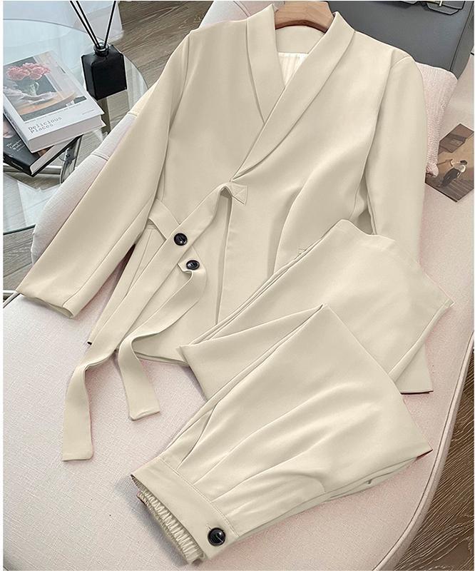 Корейский костюм-двойка Socialite 2024 со шнуровкой: Женский свободный стиль весна/осень